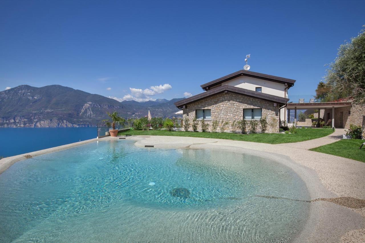 Villa Divina - Apt Icona Con Piscina E Vista Lago Castelletto Di Brenzone Exterior photo